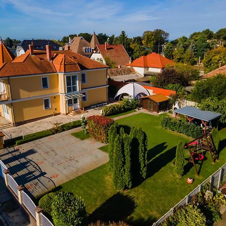 Korponyi Villa Siófok Eksteriør billede