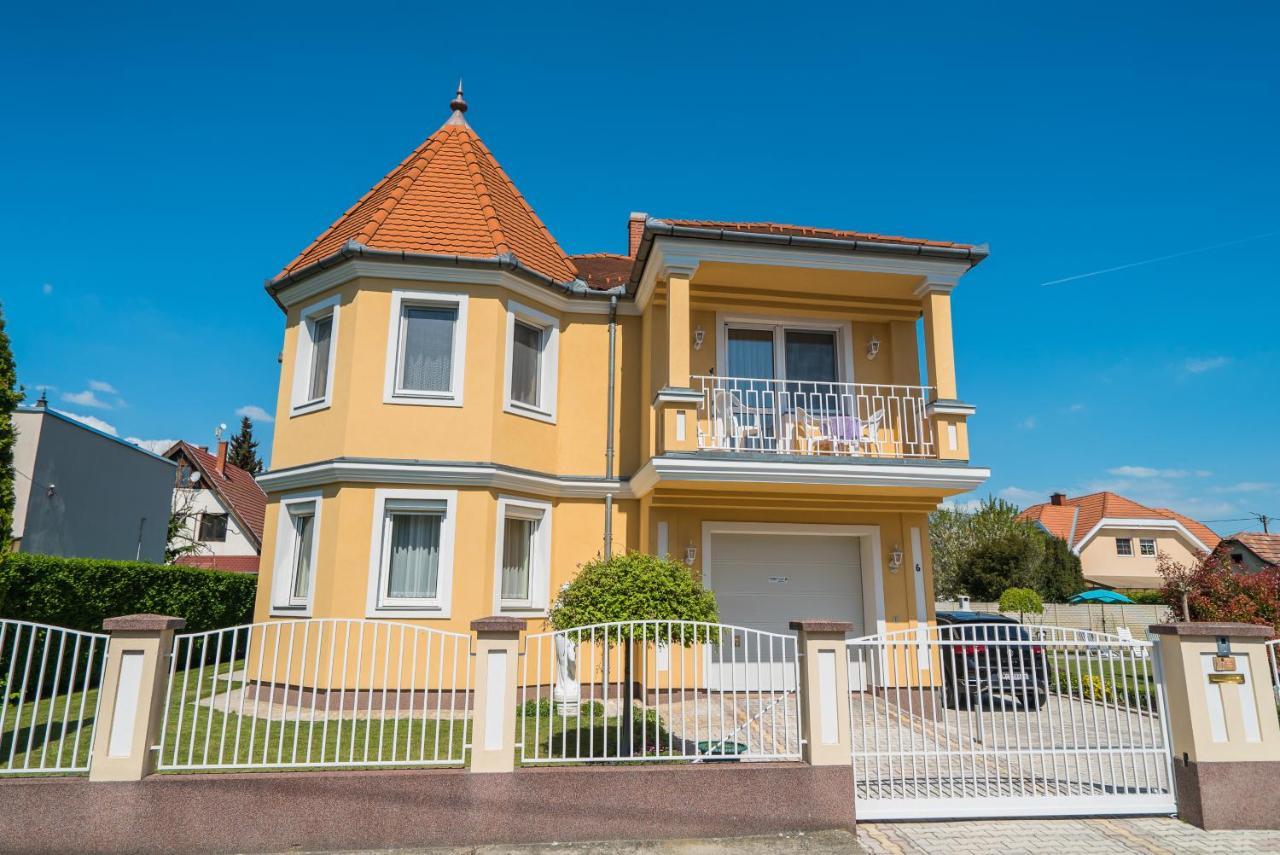 Korponyi Villa Siófok Eksteriør billede