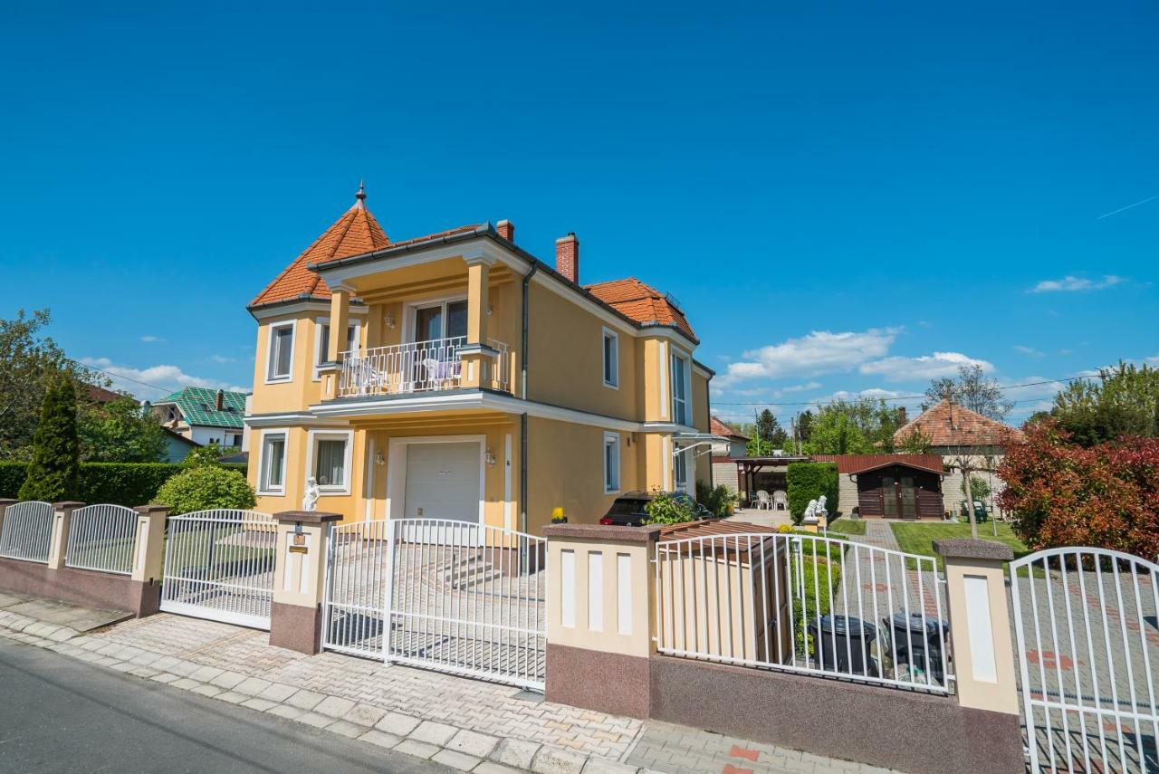 Korponyi Villa Siófok Eksteriør billede